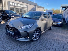 Bild des Angebotes Toyota Yaris 1.5*APPLE&ANDROID+Head-up*Klimaaut+R.KAMERA+Sitzhz