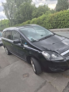 Bild des Angebotes Opel Zafira 7.sitze tüv.neue motor und trieben.sehr.gut.