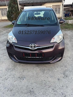 Bild des Angebotes Toyota Corolla Verso 1.8 VVT-i Sol