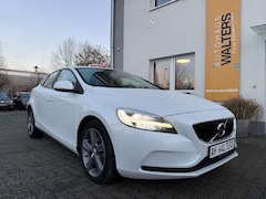 Bild des Angebotes Volvo V40 Momentum=Automatik-Navi-Sitzheiz-LED=
