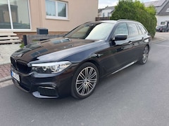 Bild des Angebotes BMW 540 Touring 540 d xDrive M Sport VOLLAUSSTATTUNG!