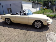 Alfa Romeo Spider 1750 Rundheck, Motor 11Tkm, einmaliger Sammlerzust