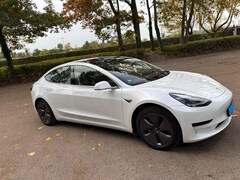 Bild des Angebotes Tesla Model 3 Model 3 Standard Reichweite Plus Hinterradantrieb