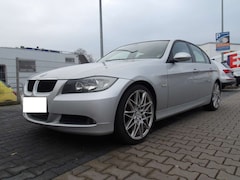 Bild des Angebotes BMW 318 3er 318i