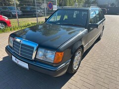 Bild des Angebotes Mercedes-Benz 300 W 124 T Leder /-Klima/- Schiebedach Oldtimer