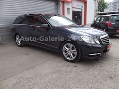 Bild des Angebotes Mercedes-Benz E 250 CGI BlueEfficiency 7 Sitzer, Autom, Leder