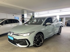 Bild des Angebotes VW Golf R -Line 1.5 eTSI DSG 2,99%+HUD+NAVI+ACC+DCC+MATRI...