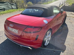 Bild des Angebotes Audi TT RS Roadster quattro S tronic Garantie