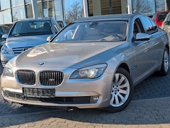 Bild des Angebotes BMW 750 i RFK. Sitzh. Leder. Klimaaut. HECKROLLO