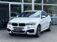 Bild des Angebotes BMW X6 xDr 30d M SPORT LEDER+GSHD+HUD+ACC+360+SoCL+20