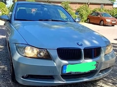 Bild des Angebotes BMW 318 318i