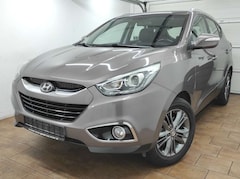 Bild des Angebotes Hyundai iX35 1.6 2WD KLIMAA 8ALU SHZ LED AHK TEMP BC 6-GANG USB