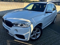 Bild des Angebotes BMW X5 M-Sportpaket xDrive30d*Pano*Kamer*Keyles*7 Sietz