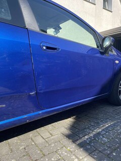 Bild des Angebotes Fiat Punto 1.2 8V (Typ 199) - TÜV bis 08/2026