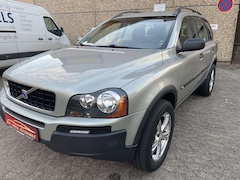 Bild des Angebotes Volvo XC90 T6 Premium 2.Hand Voll S-Heft Leder AHK 18 Zoll