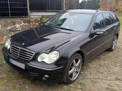 Bild des Angebotes Mercedes-Benz C 320 C 320 T CDI 7G-TRONIC Avantgarde DPF