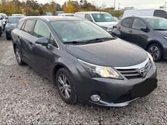 Bild des Angebotes Toyota Avensis Kombi Life