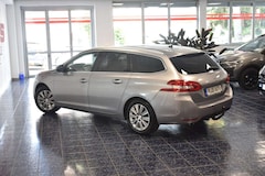 Bild des Angebotes Peugeot 308 1,5 HDI SW Allure Aut Navi Kamera Tempom AHK