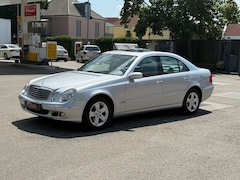 Bild des Angebotes Mercedes-Benz E 220 CDI*Automatik*Klima*SHZ*Parktronik*EURO4*