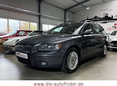 Bild des Angebotes Volvo V50 Kombi 2.4 Momentum Klima 2.Hand,Orig.Km,Alu