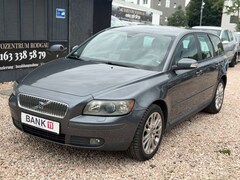 Bild des Angebotes Volvo V50 Kombi 2.4i Edition**TÜV NEU**