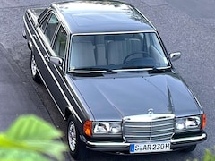 Bild des Angebotes Mercedes-Benz Baureihe 123 Baureihe 123 230 E