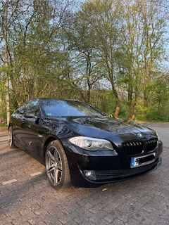 Bild des Angebotes BMW 525 AUT/LEDER/HEADUP/XENON/SCHDACH