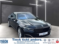 Bild des Angebotes BMW 740 d xDrive Leder Navi HUD StHz Klima Laserlicht