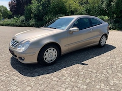 Bild des Angebotes Mercedes-Benz C 200 Kompressor~Klima~Tempomat~Top Zustand~Tüv Neu