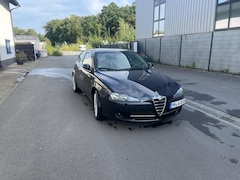 Bild des Angebotes Alfa Romeo 147 147 1.6 TS 16V 120