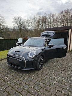 Bild des Angebotes MINI Cooper SE Mini Cooper SE MINI Resolute Edition