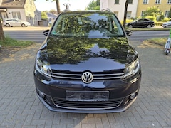 Bild des Angebotes VW Cross Touran 1.6 TDI DPF Tüv Neu  7 Sıtzer