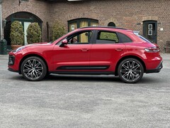 Bild des Angebotes Porsche Macan T BOSE*PANORAMA*KAMERA*RELING*21 RS SPYDER