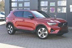 Bild des Angebotes Volvo XC40 B3 Plus Dark*LED*PANO*360*H&K*BLIS*AHK