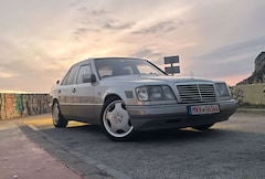 Bild des Angebotes Mercedes-Benz E 300 24V Diesel Sportline, AMG Alufelgen