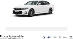 Bild des Angebotes BMW 330 i xDrive M Sport Glasd. DA H/K Adap.LED PA+