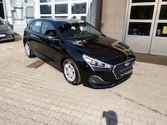 Bild des Angebotes Hyundai i30 LIFE KOMFORT SHZ LHZ APPLE KAMERA  KLIMAAUT.