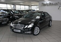 Bild des Angebotes Mercedes-Benz E 350 4M STANDH AHK MEMOR COMAND PANO AIRM LEDER