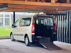 Bild des Angebotes Citroen Jumpy Behindertengerecht-Rampe