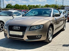 Bild des Angebotes Audi A5 Cabriolet 2.0TDI 1.Hd/Alcantara/Sportsitz/PDC