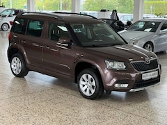 Skoda Yeti 2.0 TDI Drive 4x4 Xenon/PDC/AHK/1.Hand