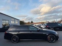 Bild des Angebotes Mercedes-Benz E 63 AMG E63S*AMG*4M*EXCLUSIVE*360°ACC*HUD*AHK*LED*DAB*