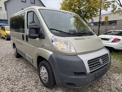 Bild des Angebotes Fiat Ducato 130 Automatisch Behinderten Fahrzeug Rampe