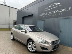 Bild des Angebotes Volvo V60 *1.Hand*Automatik*Tüv 2027*SHZ*Navi*