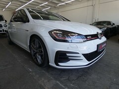 Bild des Angebotes VW Golf GTI*PANO*NAVI*KEYLESS*DCC*ACC*LED*VITRUAL