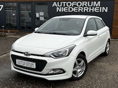 Bild des Angebotes Hyundai i20 Sondermodell YES! *LENKRADHEIZUNG*