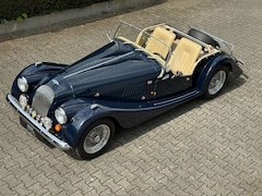 Bild des Angebotes Morgan Plus 4 Roadster elegante Farbkombination