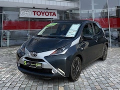 Bild des Angebotes Toyota Aygo 1.0 x-clusiv Faltdach*wenig KM*zuverlässig