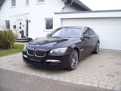 Bild des Angebotes BMW 760 i M Sportpaket Massage/B&O/Soft/ESSD/21"/LED