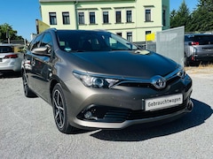 Bild des Angebotes Toyota Auris Hybrid Edition-S 2.HAND 116000 KM KLIMAAUTOMATIK ALU RÜCKFAHRTKAMERA SITZHEIZUNG
